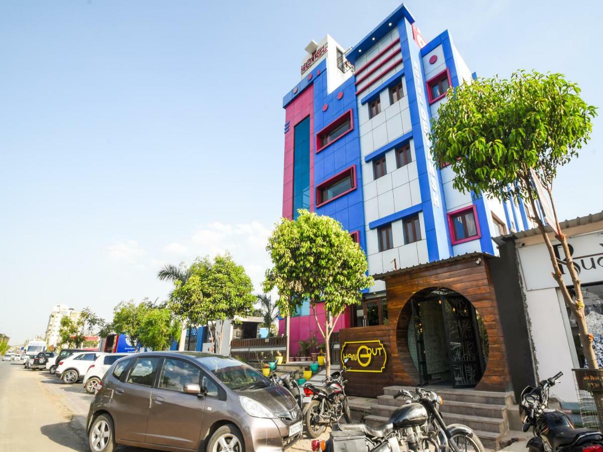Oyo 1681 Hotel Devansh Udaipur Exterior photo